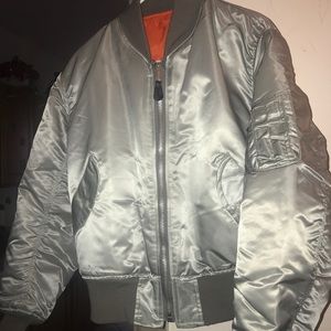 Silver/gray bomber jacket